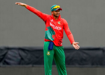 সাকিবকে বাংলাদেশ দলে ফেরানোর সিদ্ধান্ত