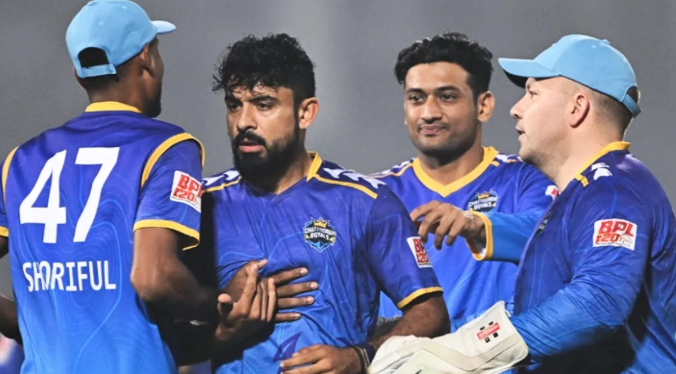 সিলেটকে আবার হারিয়ে শীর্ষে উঠল চট্টগ্রাম রয়্যালস