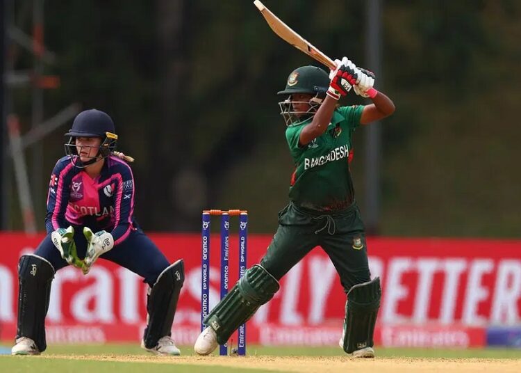 স্কটল্যান্ডকে হারিয়ে সুপার সিক্সে বাংলাদেশের মেয়েরা