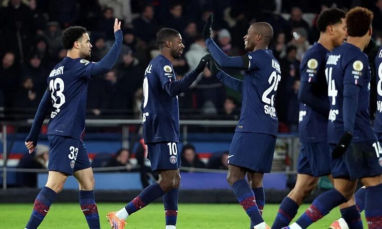 ৪৮ বছর পর প্যারিস ডার্বিতে পিএসজি’র জয়