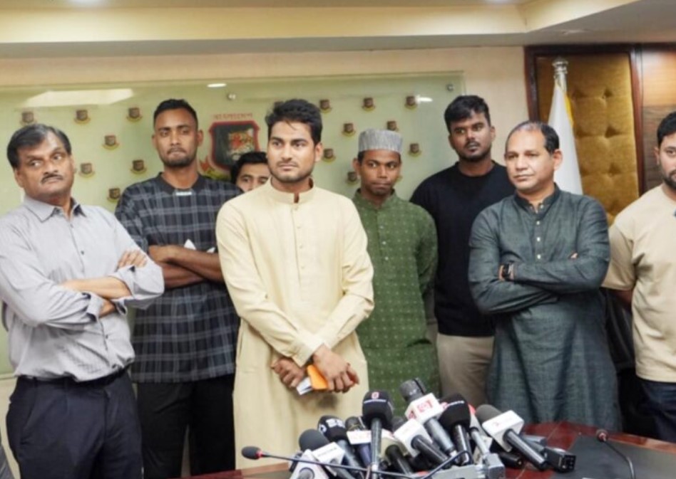 বিপিএলের কোটি টাকা হাতে পেলেন নাঈম শেখ