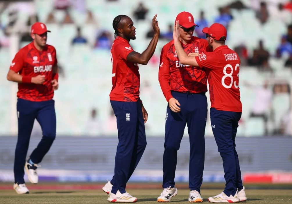 বিশ্বকাপে প্রথমবার ইউরোপিয়ান দলকে হারাল ইংল্যান্ড