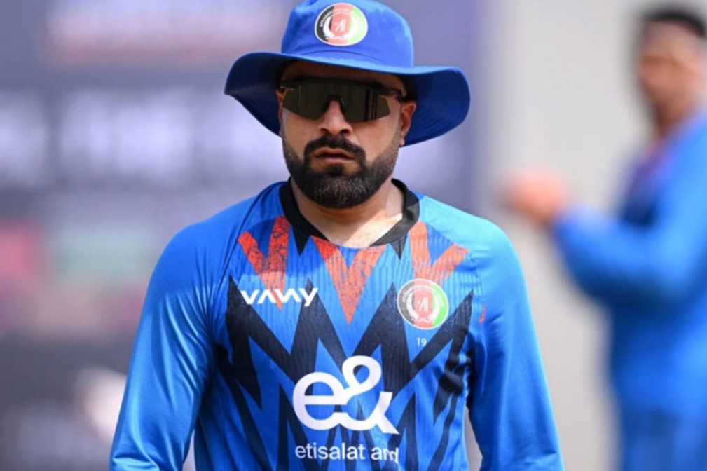 বিশ্বকাপে প্রথম ম্যাচে হারের দায় বোলারদের দিলেন রশিদ