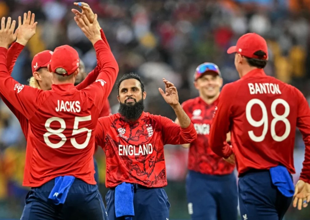 সুপার এইটে ইংল্যান্ডের কাছে বিপর্যস্ত শ্রীলঙ্কা