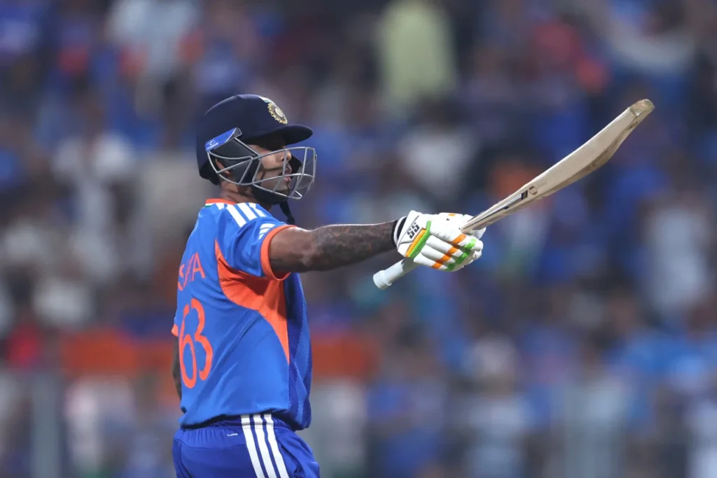 সূর্যকুমার-সিরাজ নৈপুণ্যে সহজ জয়ে ভারতের বিশ্বকাপ শুরু