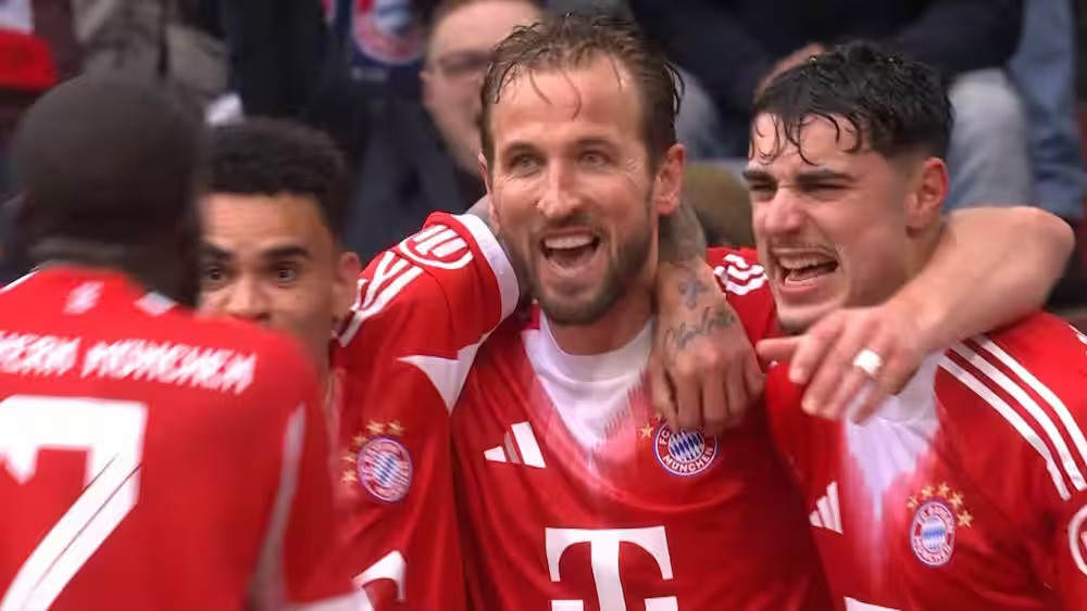 কেনের জোড়া গোলে শীর্ষে বায়ার্ন