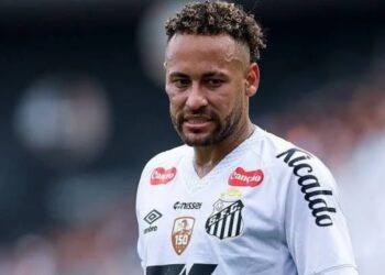 অবসরের আগে যে ইচ্ছা নেইমারের