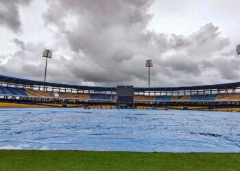 ঢেকে রাখা হয়েছে প্রেমাদাসা স্টেডিয়াম।.ছবি পিটিআই।