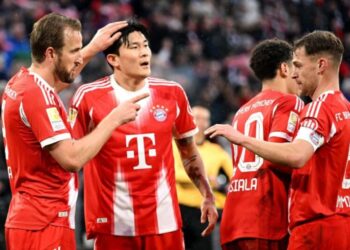 কেনের জোড়া গোলে শীর্ষে বায়ার্ন