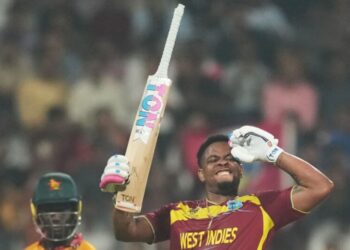 ছক্কার রেকর্ড নিয়ে আমি ভাবছি না-হেটমায়ার