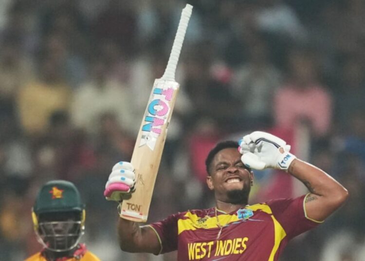 ছক্কার রেকর্ড নিয়ে আমি ভাবছি না-হেটমায়ার