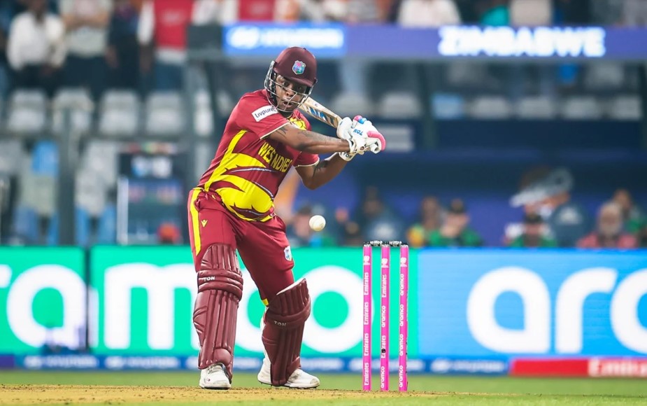 ছক্কার রেকর্ড নিয়ে আমি ভাবছি না-হেটমায়ার