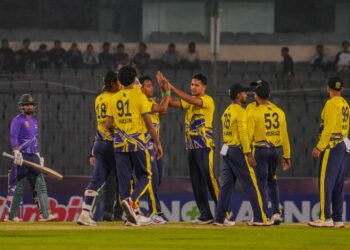 জাতীয় দলের ক্রিকেটারদের নিয়ে গড়া ধূমকেতুর হার