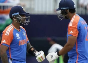 টস জিতে ভারতকে ব্যাটিংয়ে পাঠিয়েছে যুক্তরাষ্ট্র