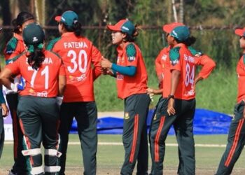 পাকিস্তানকে উড়িয়ে ফাইনালে ভারতকে পেল বাংলাদেশের মেয়েরা