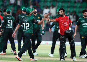 বিশ্বকাপের পর বাংলাদেশে আসছে পাকিস্তান। চলতি আইসিসি টি-টোয়েন্টি বিশ্বকাপ ২০২৬ শেষ হওয়ার পরপরই পূর্ণাঙ্গ সূচি খেলতে বাংলাদেশ সফরে আসছে পাকিস্তান ক্রিকেট দল
