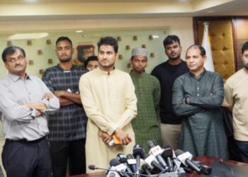 বিপিএলের কোটি টাকা হাতে পেলেন নাঈম শেখ