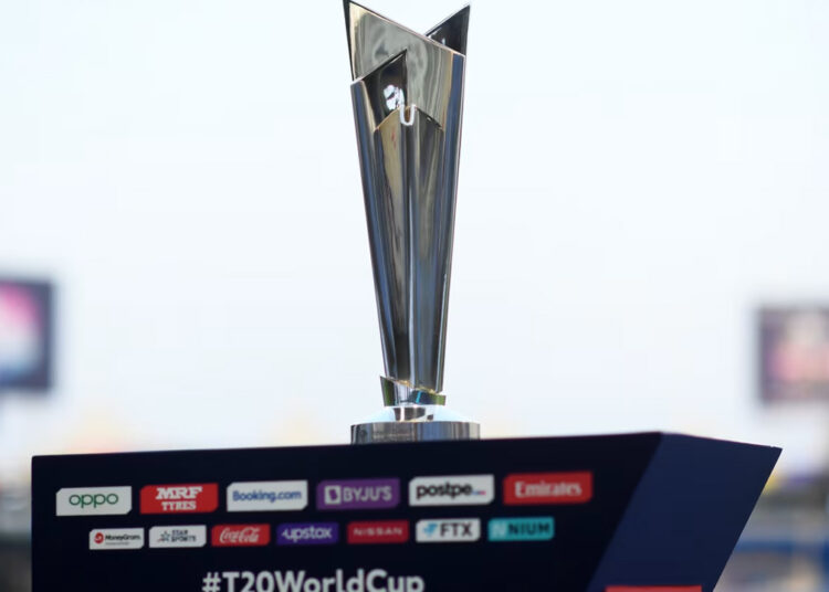 বিশ্বকাপের উদ্বোধনী ম্যাচ টিকিট ছাড়াই দেখা যাবে