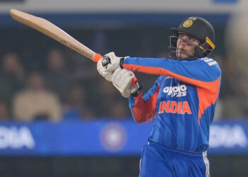 বড় দুঃসংবাদ পেল ভারত