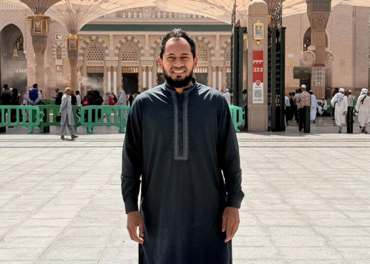 মধ্যপ্রাচ্য অস্থিরতায় বিমানবন্দরে আটকা পড়েছেন মুশফিক