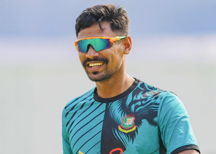 মোস্তাফিজকে পেয়ে লাহোর মালিক যা বললেন