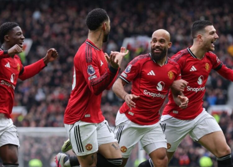 ম্যানইউয়ের জয়ের মিশন চলছেই