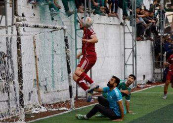 যুদ্ধ বিধ্বস্ত গাজায় ফিরেছে ফুটবল