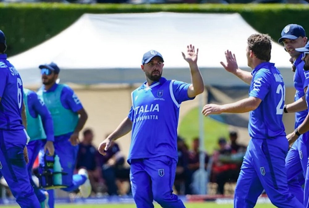সাবেক দ.আফ্রিকার ক্রিকেটারকে নিয়ে বিশ্বকাপের দল ঘোষণা ইতালির