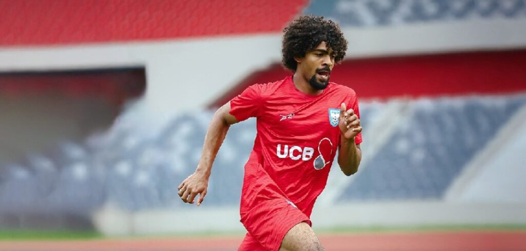 হামজা চৌধুরীকে নিয়ে চলছে গুজব