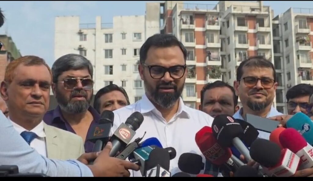 কমলাপুর স্টেডিয়ামে অব্যবস্থাপনায় ক্রীড়া প্রতিমন্ত্রীর ক্ষোভ