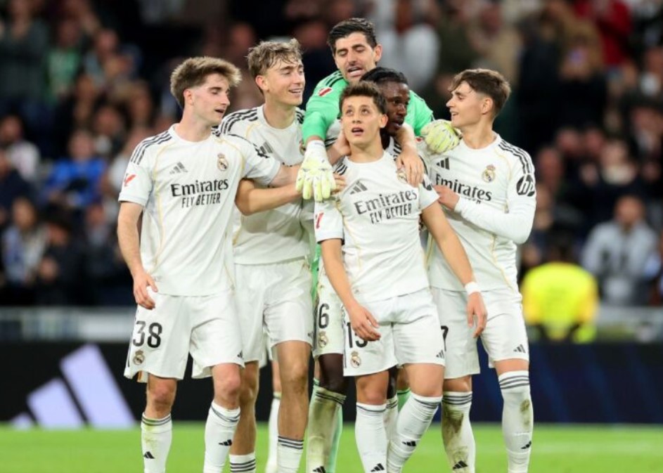 বার্সেলোনার ঘাড়ে নিঃশ্বাস ফেলছে রিয়াল মাদ্রিদ