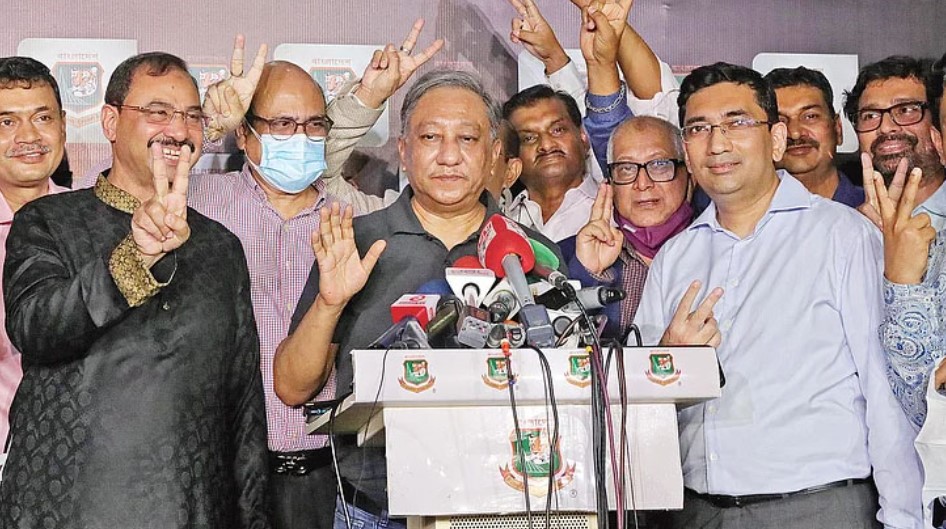 বিসিবির দুর্নীতি! ফেঁসে যাচ্ছেন তামিম গ্রুপ