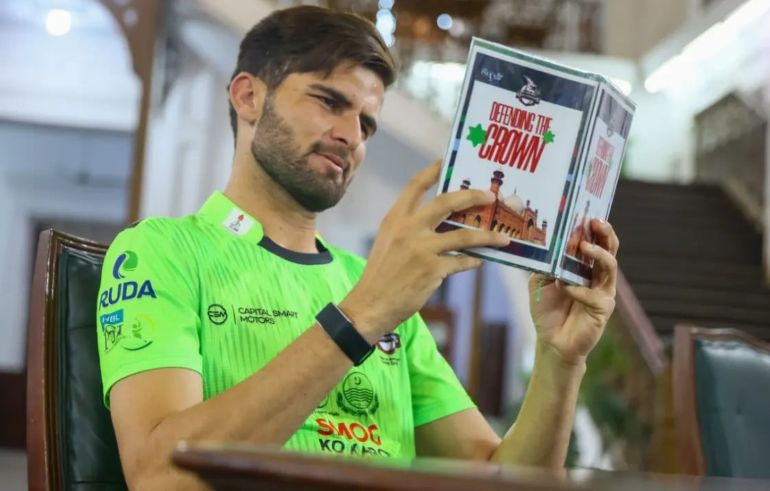 রাজার অপরাধে শাস্তি পেলেন শাহীন