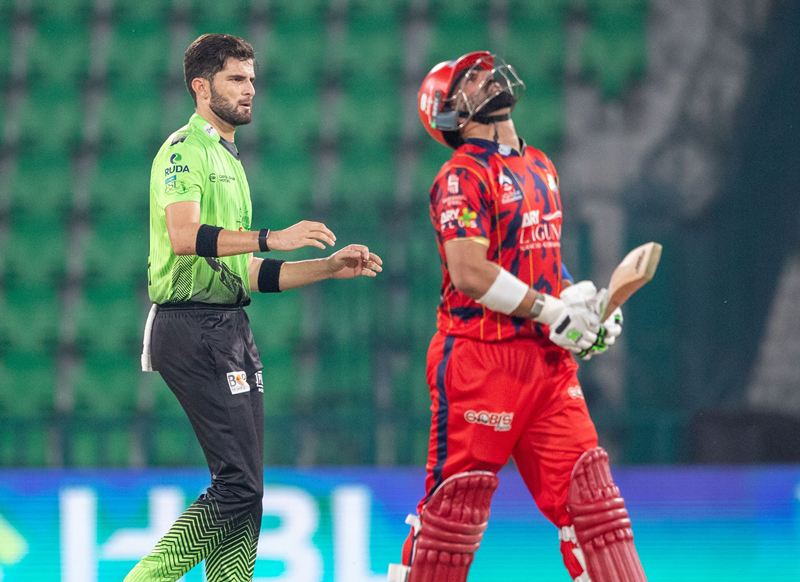 বল টেম্পারিং নিয়ে মুখ খুললেন শাহীন