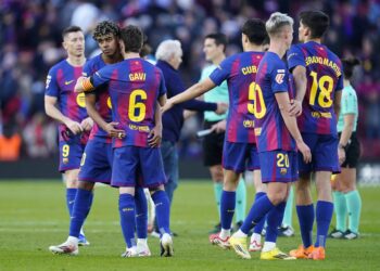 জয়ের পর বার্সেলোনার খেলোয়াড়রা