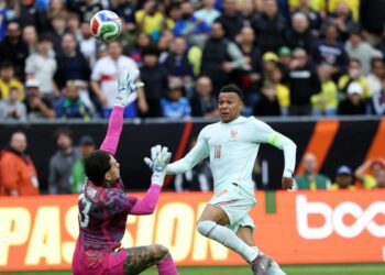 ব্রাজিলের বিপক্ষে গোল এমবাপ্পের