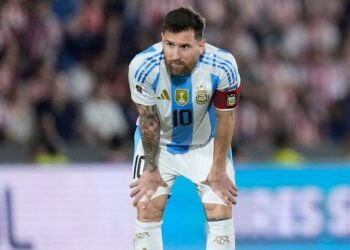 হতাশ মেসি: সংগৃহীত