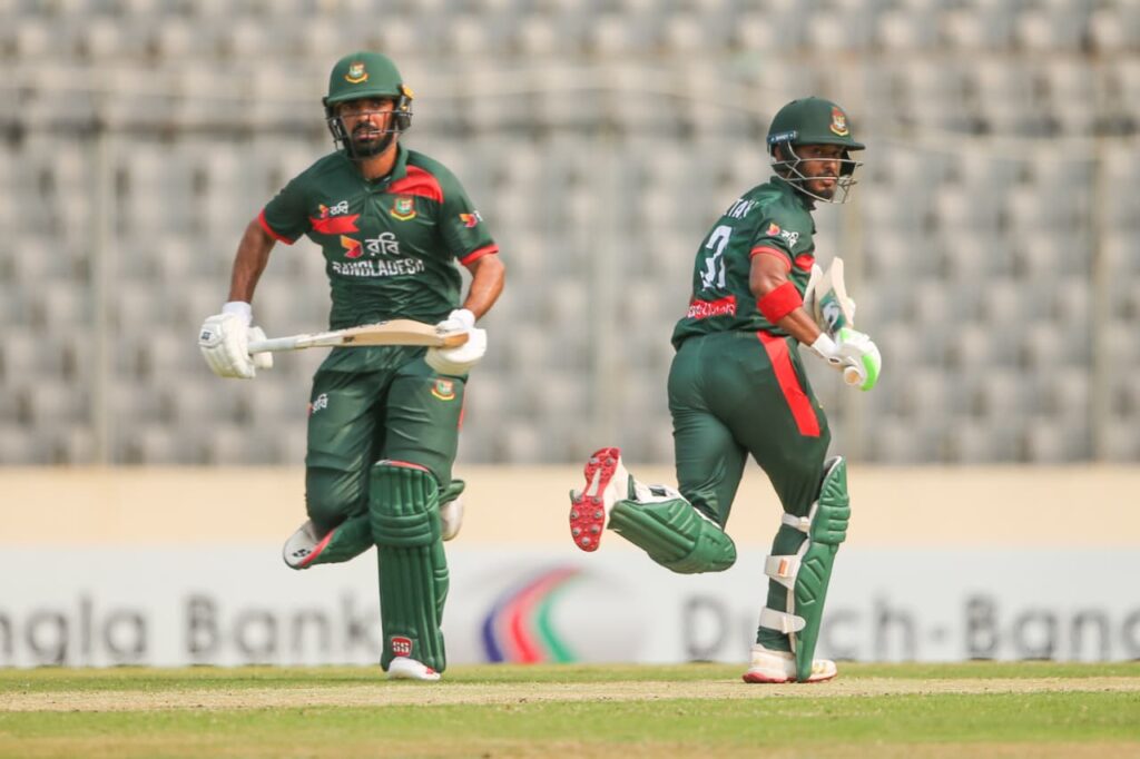 পাকিস্তানকে ২৯১ রানের টার্গেট দিল বাংলাদেশ