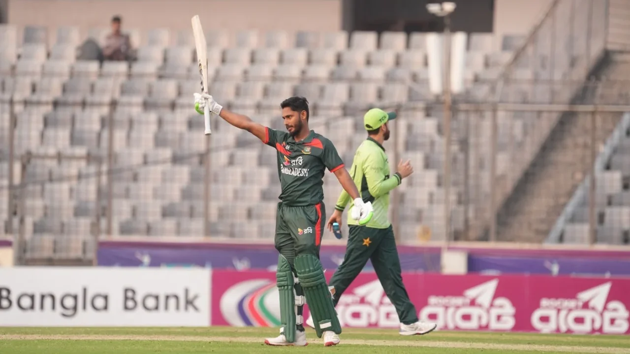 তানজিদের শতকে ও তাসকিনের বোলিংয়ে সিরিজ বাংলাদেশের