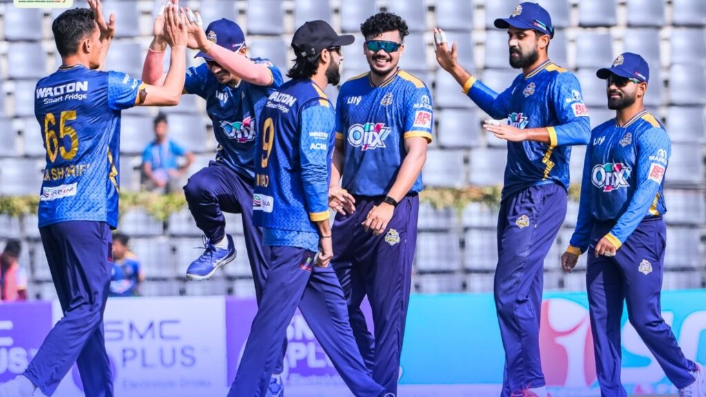 ঢাকা ক্যাপিটালসের বকেয়া তিন কোটি- ব্যবস্থা নেবে বিসিবি