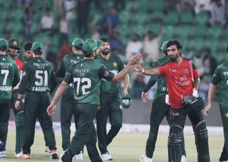 বাংলাদেশ সফরে পাকিস্তানের দল ঘোষণা