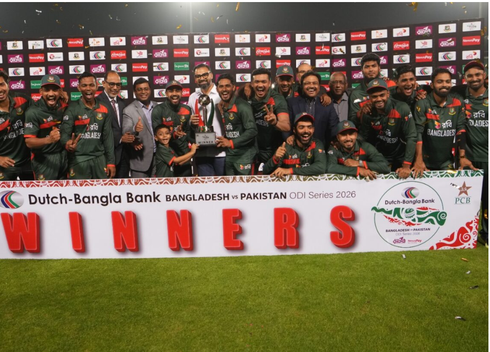 তানজিদের শতকে ও তাসকিনের বোলিংয়ে সিরিজ বাংলাদেশের