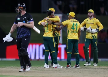 নিউজিল্যান্ডের বিপক্ষে বিশ্বকাপে হারের প্রতিশোধ নিল দক্ষিণ আফ্রিকা