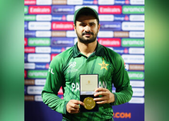 নতুন বিশ্বরেকর্ড গড়ে যা বললেন পাকিস্তানের তারকা