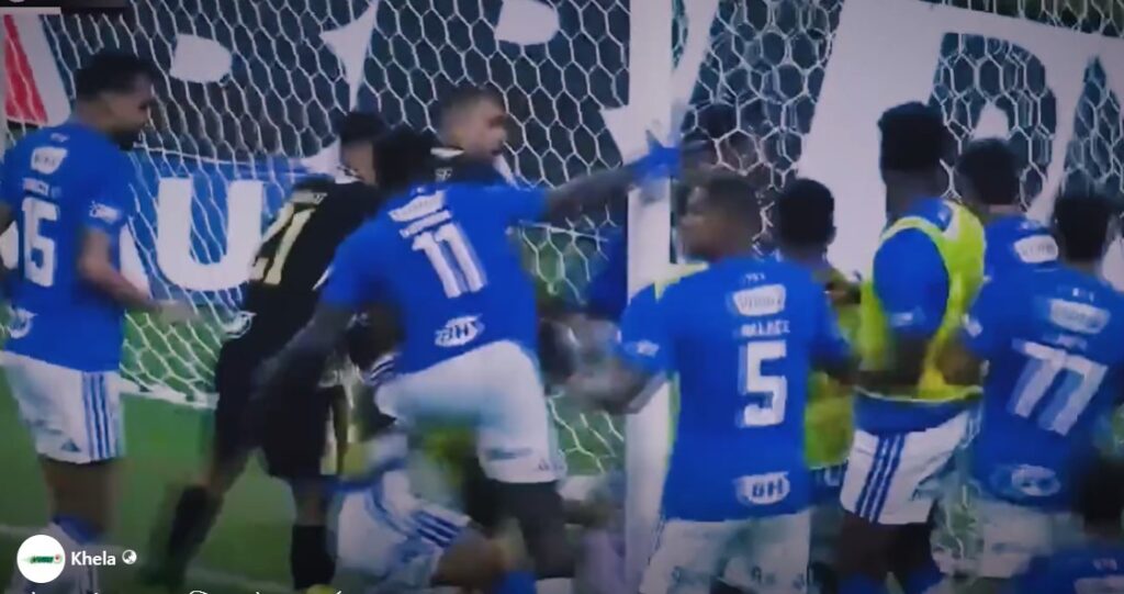 ফুটবল মাঠ নয় যেন কুস্তির লড়াই লাল কার্ড দেখলো ২৩ জন