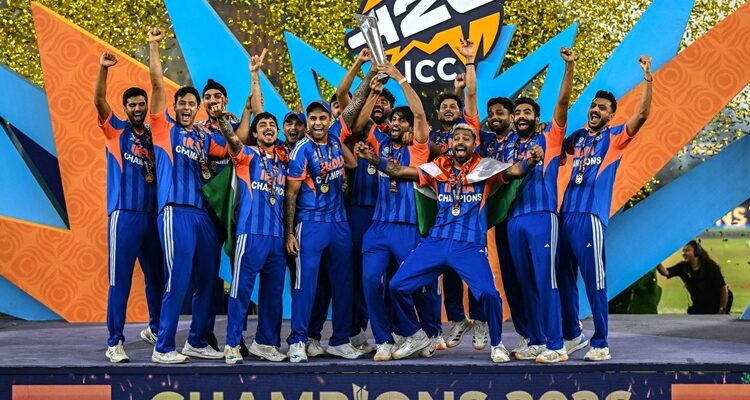 বিশ্বকাপ জিতে বিশাল পুরস্কার পেল ভারতে ক্রিকেটাররা