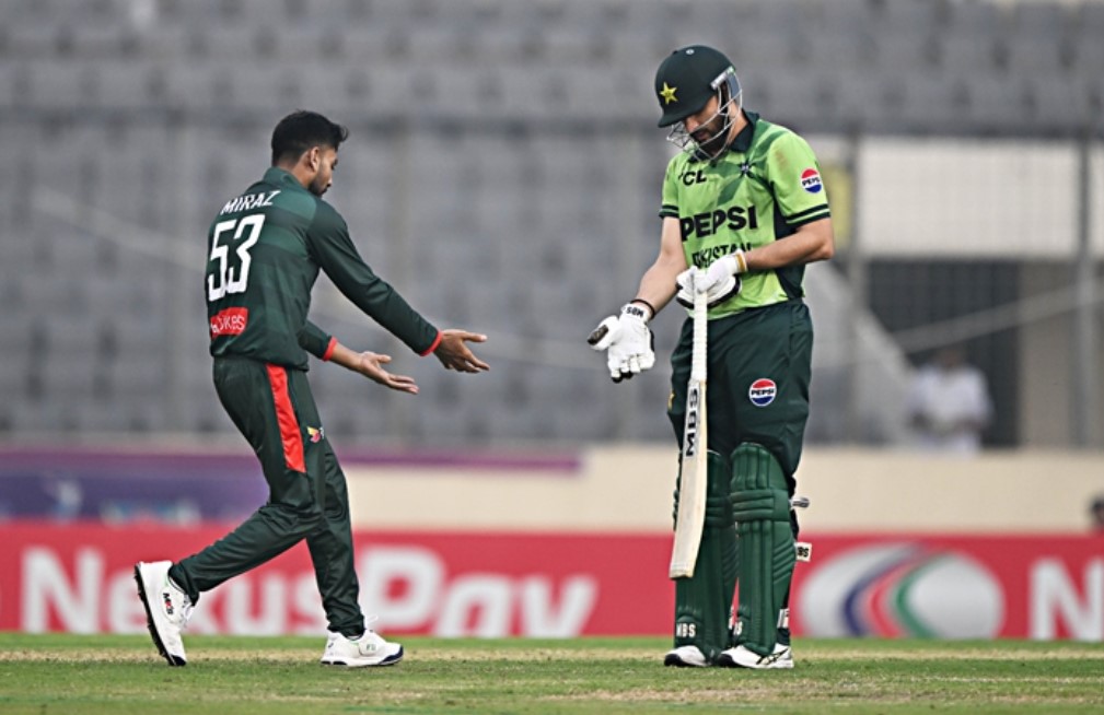 মিরাজকে গলির ক্রিকেট বয় বললেন কামরান!