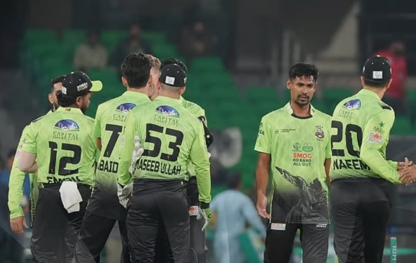 মুস্তাফিজের পিএসএল শুরু জয় দিয়ে।