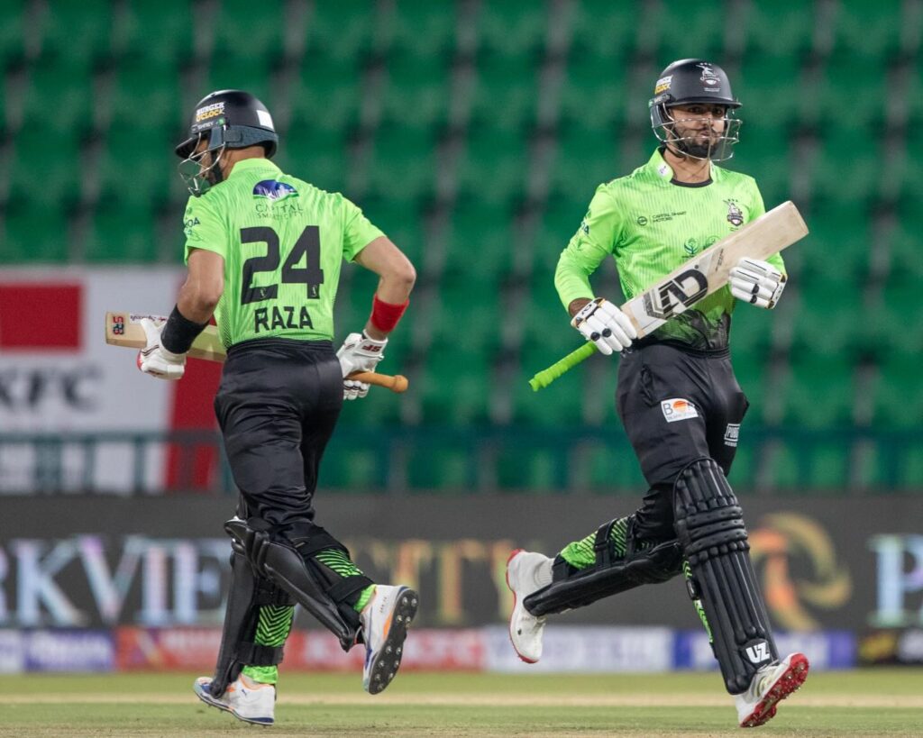 মুস্তাফিজ-পারভেজের লাহোর হারল করাচির কাছে