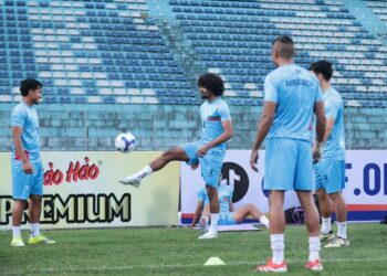 হামজাকে আটকাতে পরিকল্পনা করছে ভিয়েতনাম